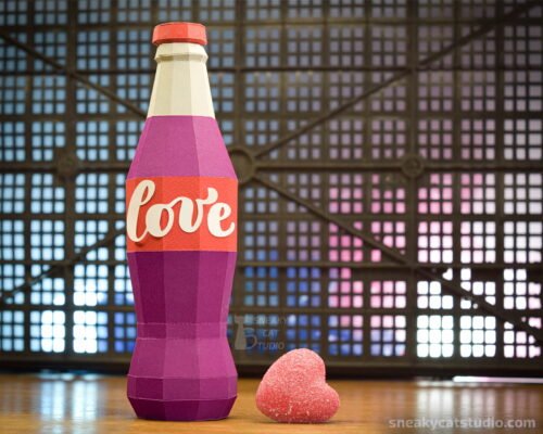Polygonal Bottle with love for interior main view